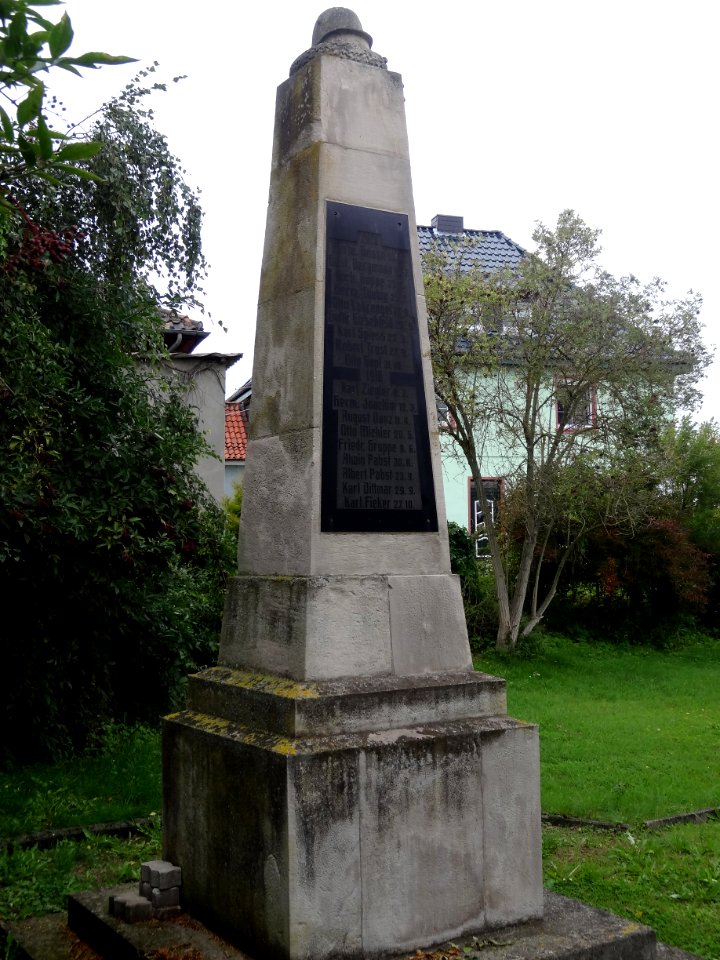 War memorial Lipprechterode 6