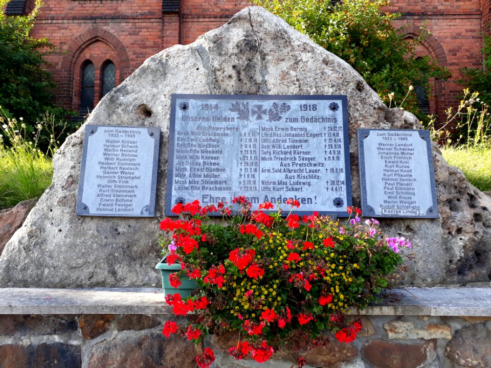 War memorial Petersberg, Thuringia 2