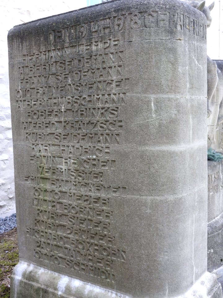 War memorial Taubenpreskeln 04