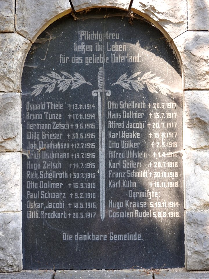 War memorial Mannstedt 2