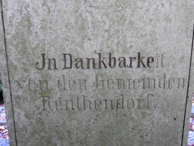 War memorial Renthendorf 05