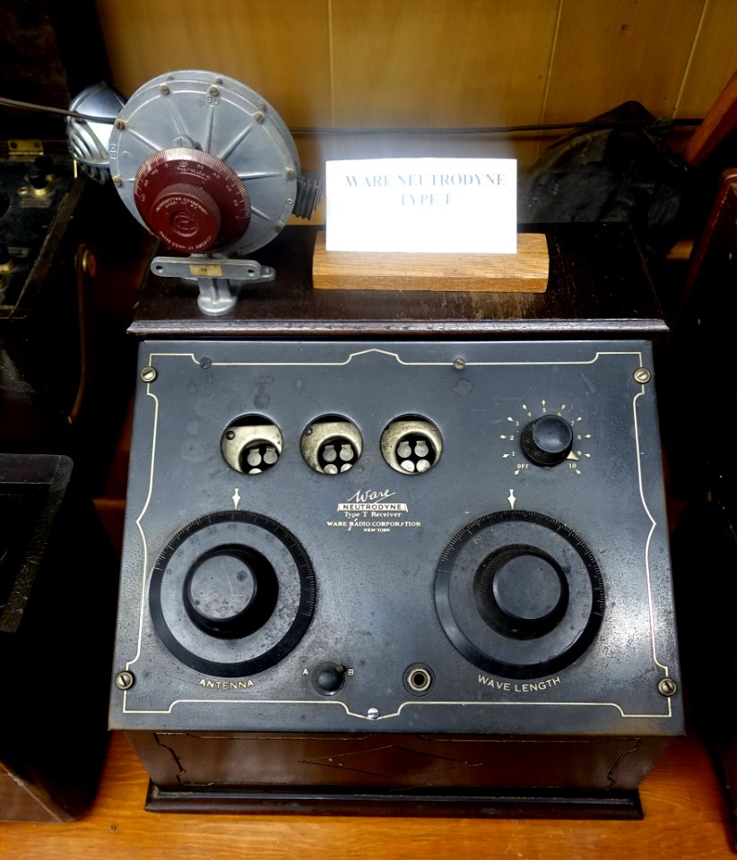 Ware Neutrodyne Type T Receiver, Ware Radio Corp., New York - New England Wireless & Steam Museum - East Greenwich, RI - DSC06647