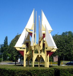 Warmond kunstwerk zeilplastiek