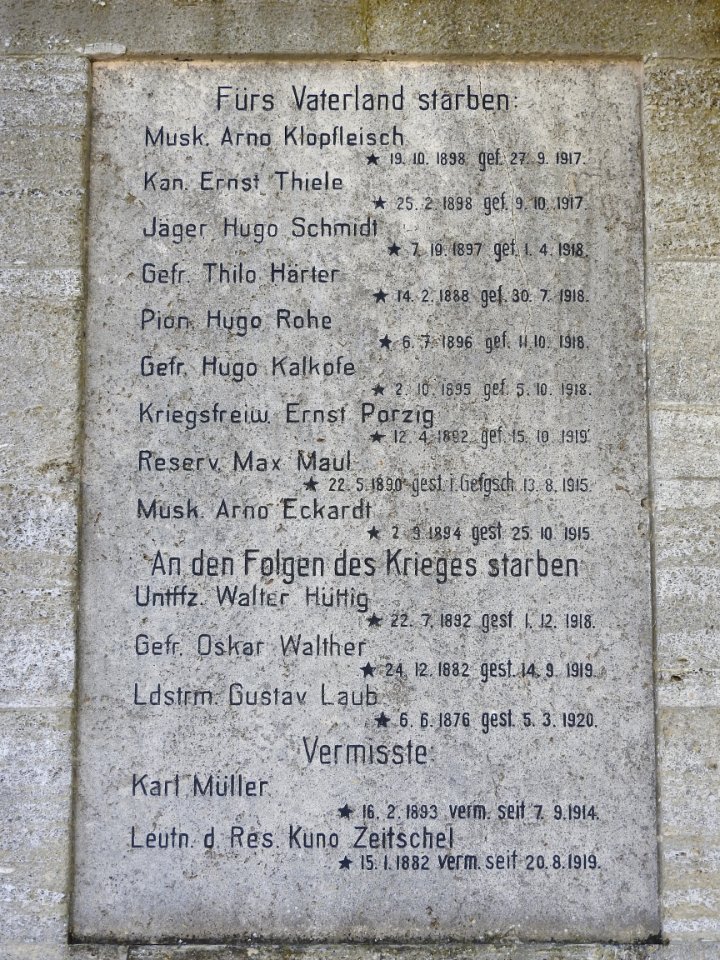 War memorial Guthmannshausen 2