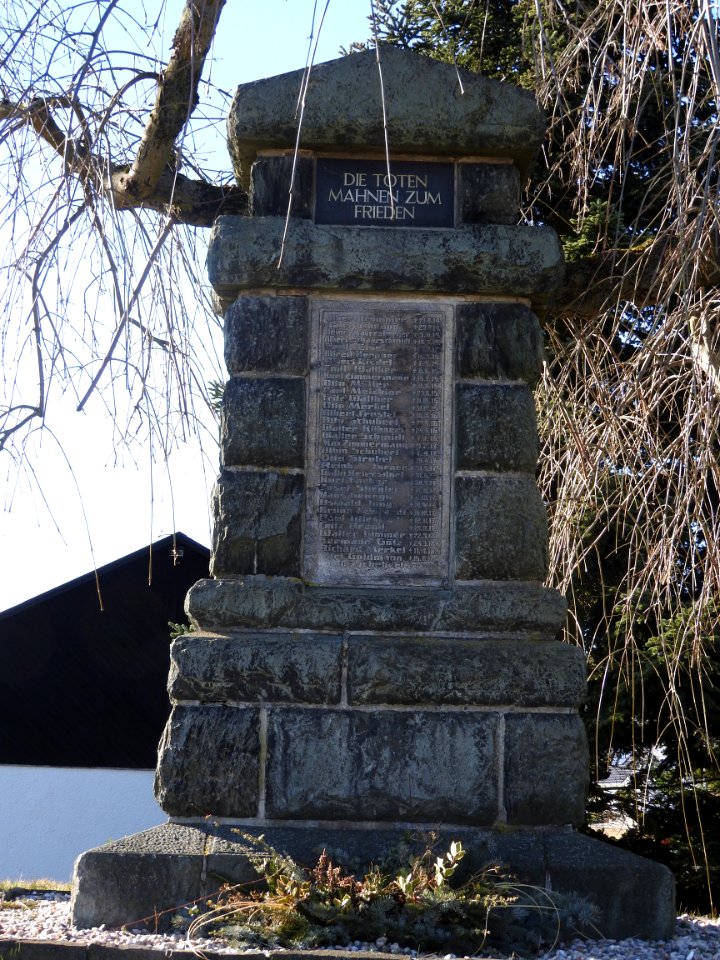 War memorial Cossengrün 6