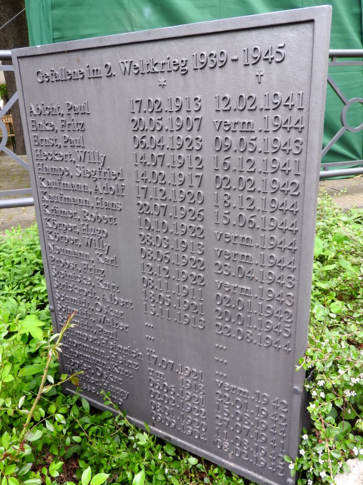 War memorial in Büchel, Thuringia 6