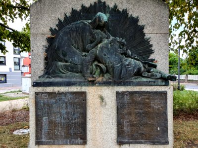 War memorial Buttstädt 1