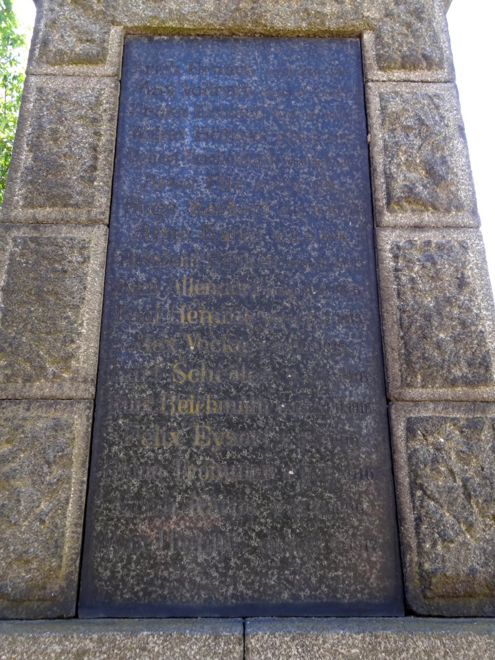 War memorial Großbrembach 6