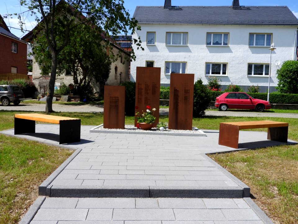 War memorial Crispendorf 1