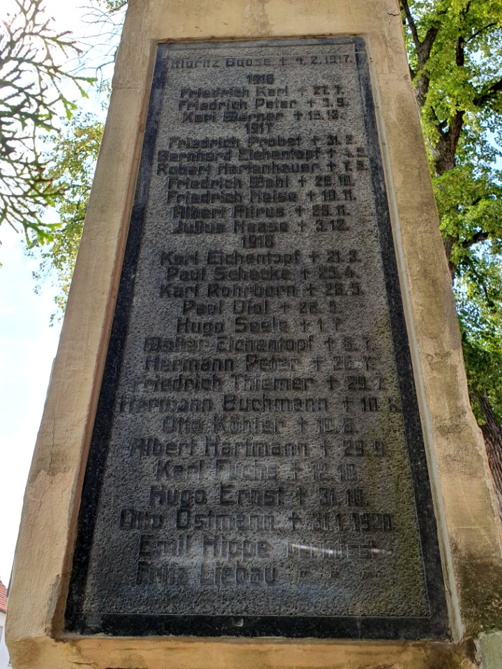 War memorial in Ichstedt 7