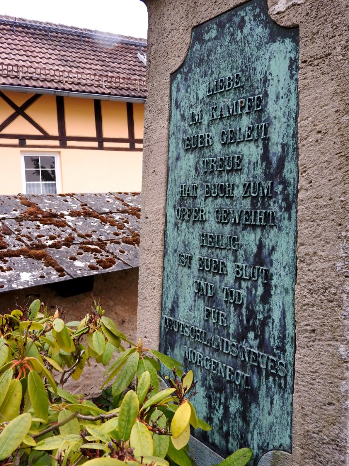 War memorial Gössitz 6