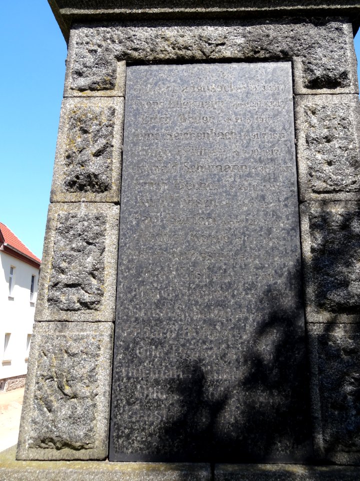 War memorial Großbrembach 4
