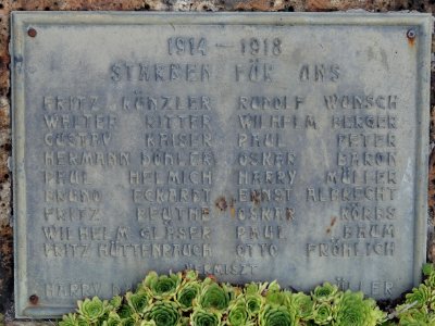 War memorial in Utenbach, Apolda 2