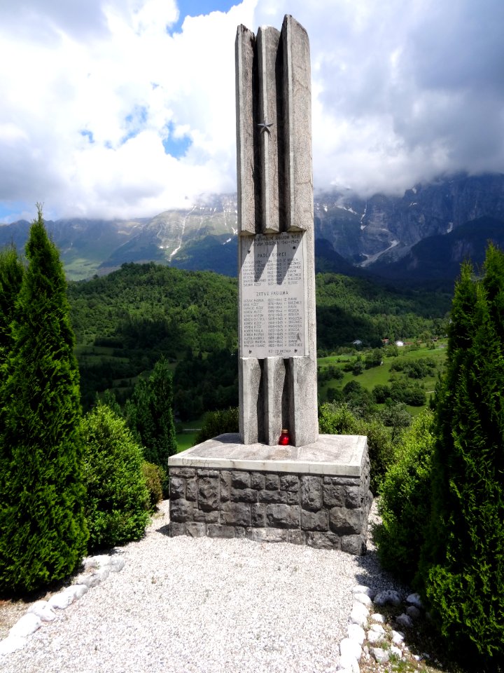 War memorial Drežnica, Kobarid