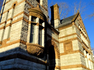 Warren Public Library - Warren, MA - DSC04712