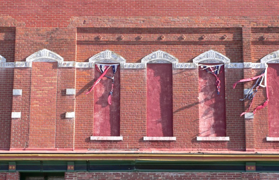Warren Opera House (Friend, NE) upper N windows 1