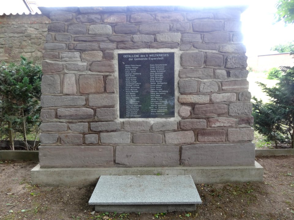 War memorial Esperstedt, Bad Frankenhausen 1