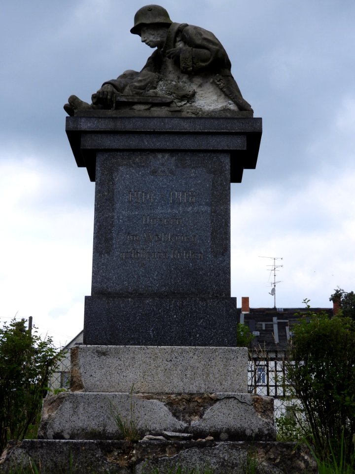 War memorial Daßlitz, Thuringia 02