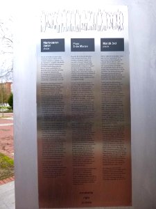 Vitoria - Plaza Tres de Marzo, memorial de las víctimas del 3 de marzo de 1976 2
