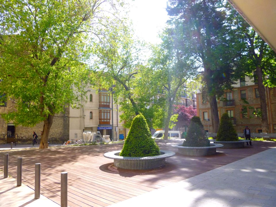 Vitoria - Plaza del Marqués de la Alameda 1