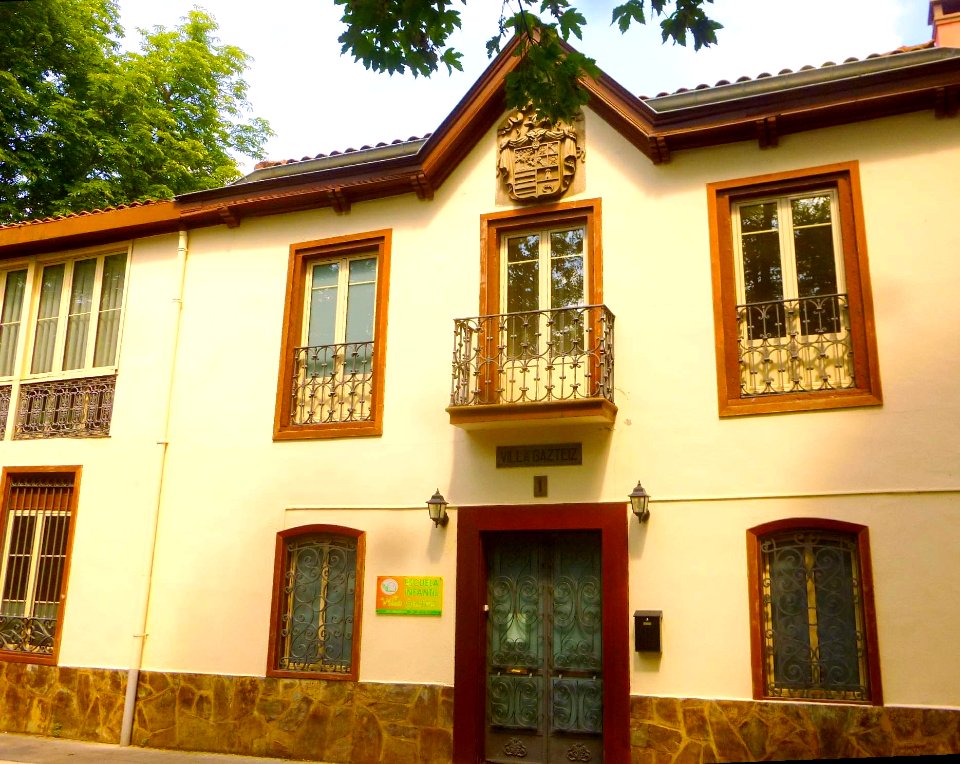 Vitoria - Paseo del Batán 3