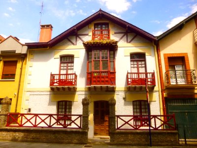 Vitoria - Paseo del Batán 1