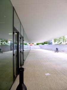 Vitoria - Centro Cívico Salburua 01