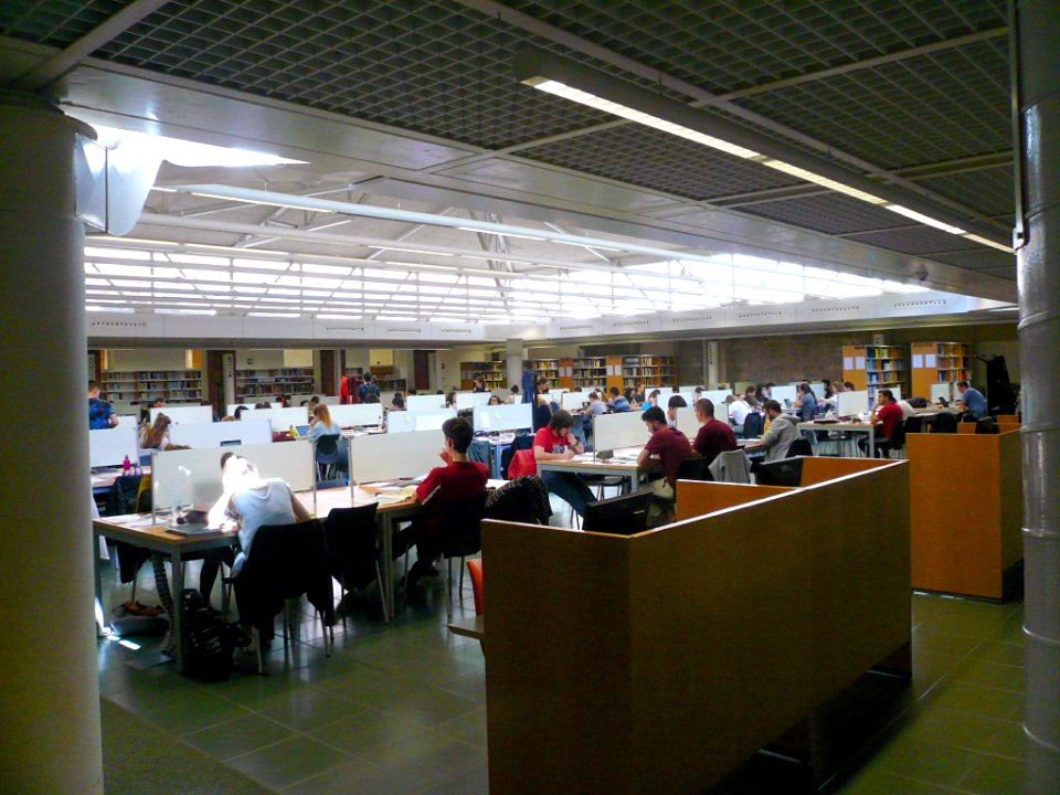 Vitoria - Biblioteca Central del Campus de Álava de la UPV-EHU (Edificio Las Nieves) 04