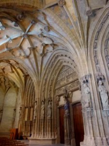Vitoria - Catedral Vieja, portico 34