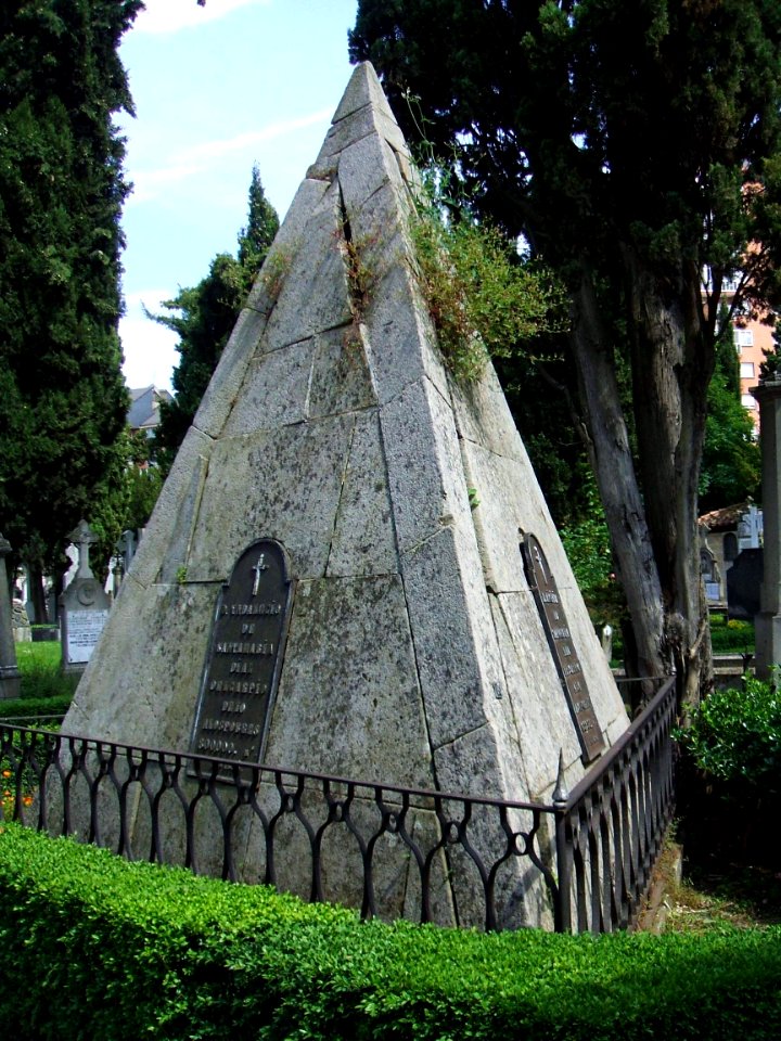 Vitoria - Cementerio de Santa Isabel 02
