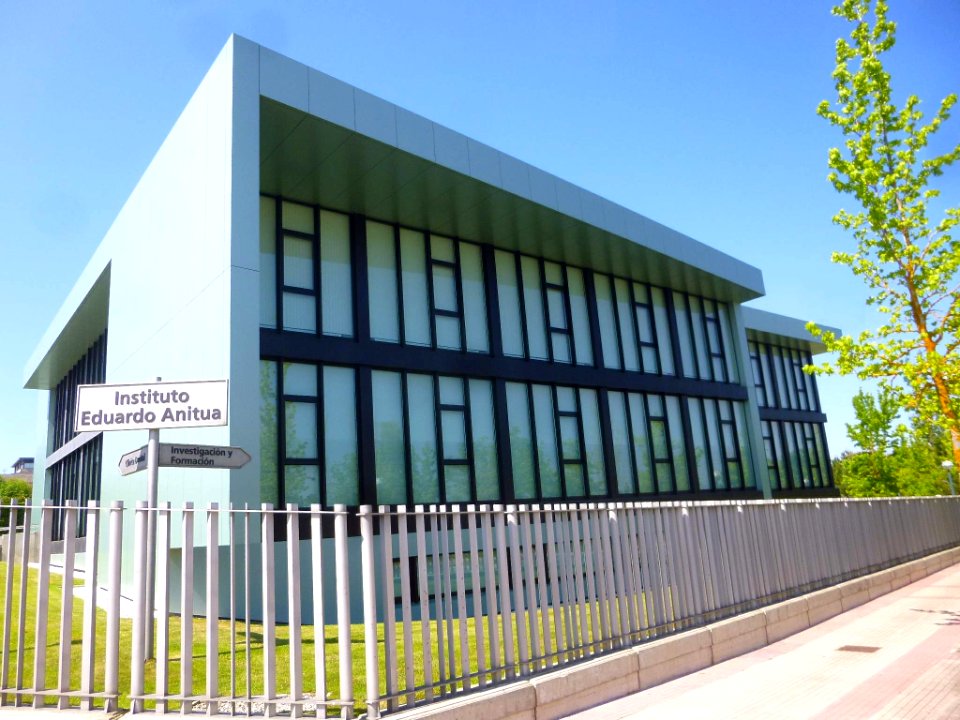 Vitoria - Clínica Eduardo Anitua 5