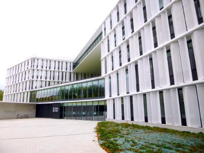 Vitoria - Oficinas Municipales de San Martín 12