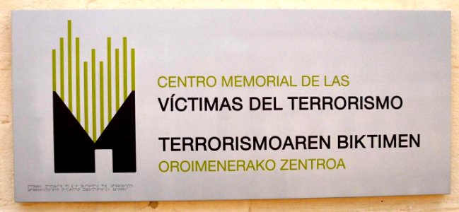 Vitoria - Centro Memorial de las Víctimas del Terrorismo (edificio del antiguo Banco de España) 03