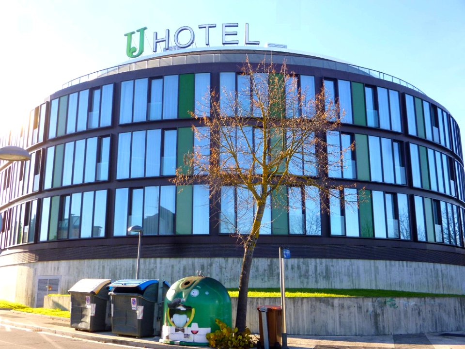 Vitoria - Hotel Jardines de Uleta 01