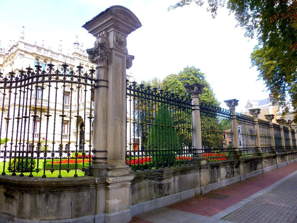 Vitoria - Museo de Bellas Artes de Álava, exterior 6