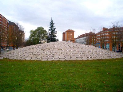 Vitoria - Monumento a las Victimas de ETA 3