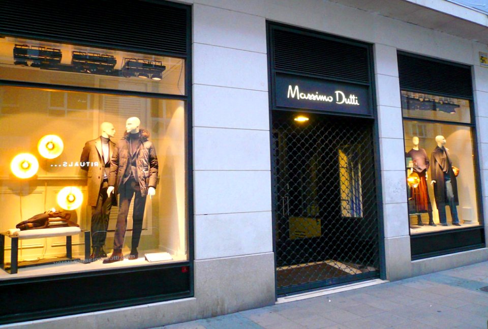 Vitoria - Massimo Dutti (Calle General Álava)