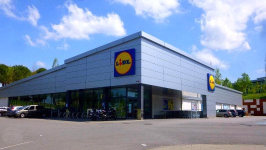 Vitoria - Supermercado Liddle del Alto de Armentia