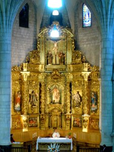 Vitoria - Iglesia de San Vicente Mártir, altar mayor 02