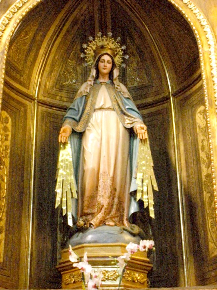 Vitoria - Iglesia de San Vicente Mártir, Capilla de la Virgen de la Milagrosa 3