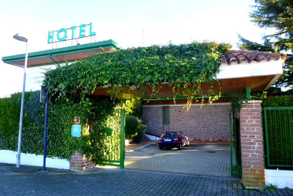 Vitoria - Hotel-Restaurante El Caserón 1