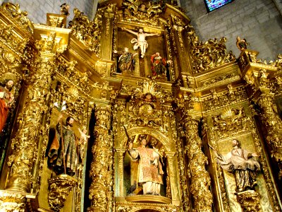 Vitoria - Iglesia de San Vicente Mártir, altar mayor 07