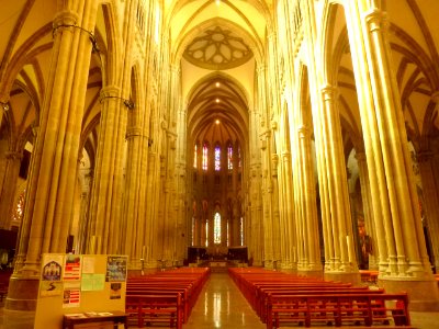 Vitoria - Iglesia de María Inmaculada ('Catedral Nueva') 03