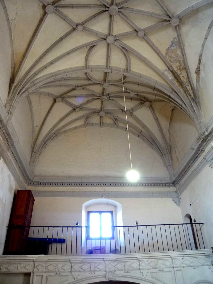 Vitoria - Iglesia de San Juan Bautista de Aretxabaleta, interior 04