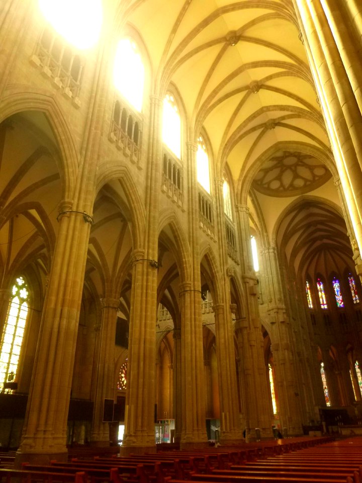 Vitoria - Iglesia de María Inmaculada ('Catedral Nueva') 04