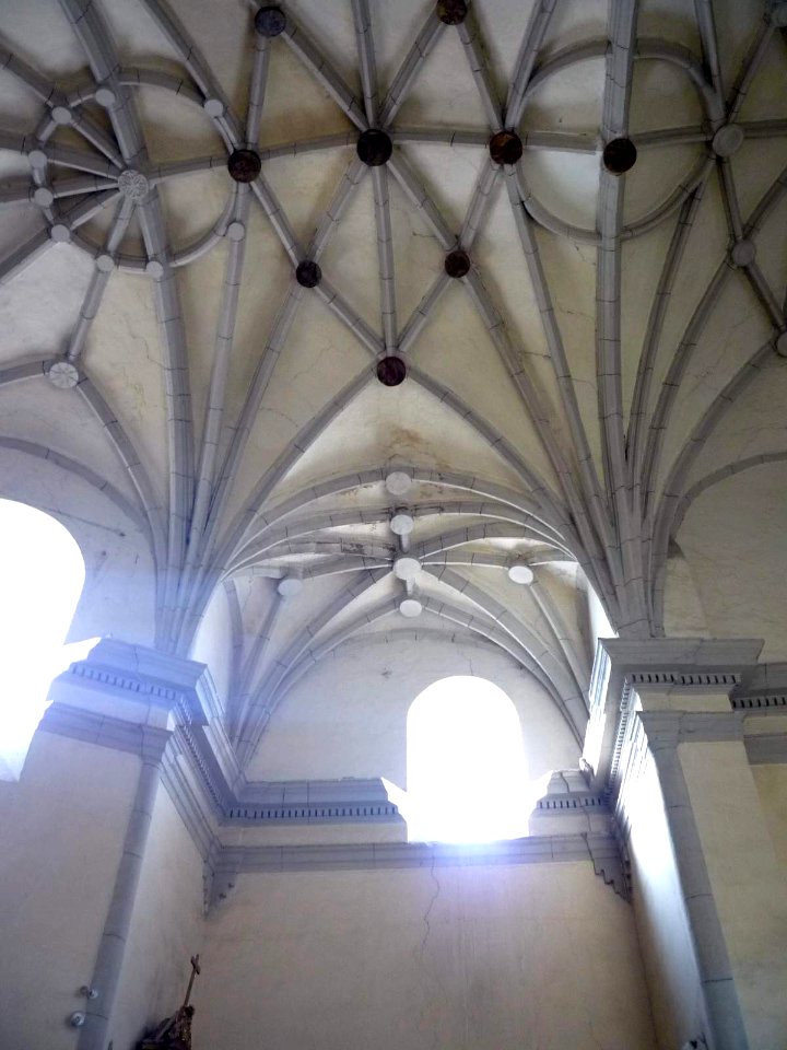 Vitoria - Iglesia de San Juan Bautista de Aretxabaleta, interior 07