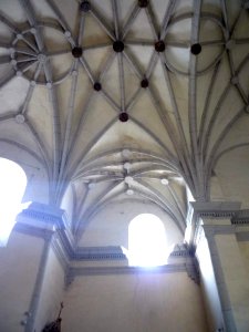 Vitoria - Iglesia de San Juan Bautista de Aretxabaleta, interior 07