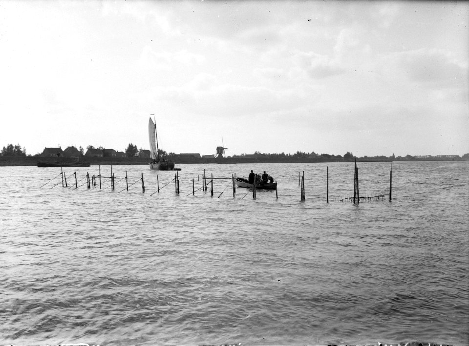 Visserij, viskwekerijen, zalm, fuiken, lek, Bestanddeelnr 164-0364