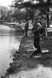 Vissers in het Vondelpark, Bestanddeelnr 924-5981