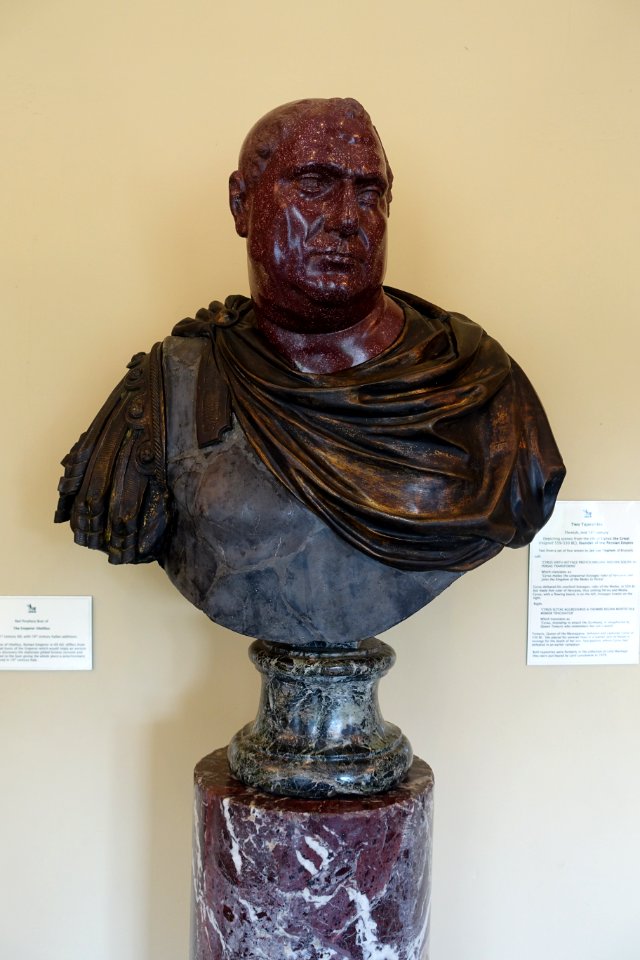 Vitellius, Roman, 1st century AD with 16th century Italian additions, red porphyry - Bowood House - Wiltshire, England - DSC00717
